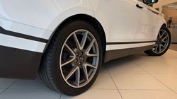 2021 (71) LAND ROVER RANGE ROVER VELAR 2.0 D200 HSE 5dr Auto 4904550