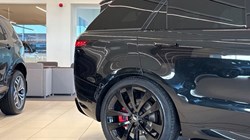 2023 (23) LAND ROVER RANGE ROVER SPORT 3.0 D300 Dynamic SE 5dr Auto 4928260
