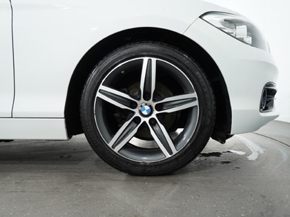 2018 (68) BMW 1 SERIES 118i [1.5] Sport 5dr [Nav/Servotronic]