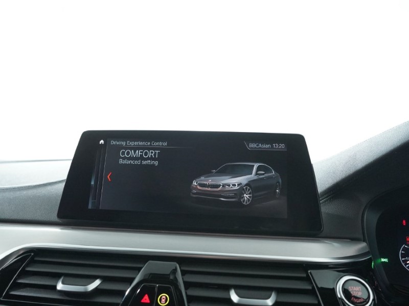 2019 (19) BMW 5 SERIES 520d M Sport 4dr Auto 3277545