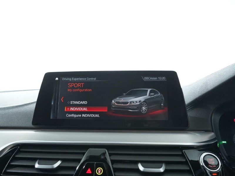 2019 (19) BMW 5 SERIES 520d M Sport 4dr Auto 3277544