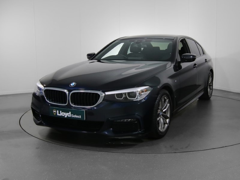 2019 (19) BMW 5 SERIES 520d M Sport 4dr Auto 3277555