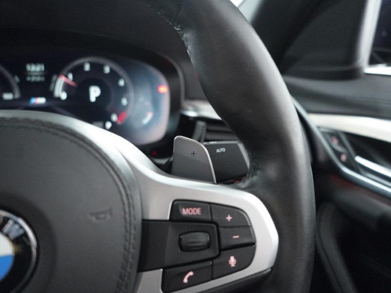 2019 (19) BMW 5 SERIES 520d M Sport 4dr Auto 3277552