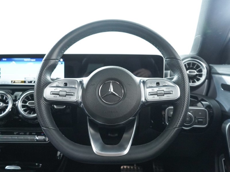 2019 (69) MERCEDES-BENZ CLA 200 AMG Line Premium Plus 4dr Tip Auto 3278723