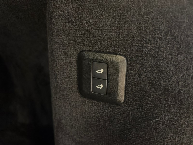 2021 (21) LAND ROVER RANGE ROVER SPORT 5.0 P575 S/C SVR 5dr Auto 4914455