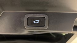 2021 (21) LAND ROVER RANGE ROVER SPORT 5.0 P575 S/C SVR 5dr Auto 4914477