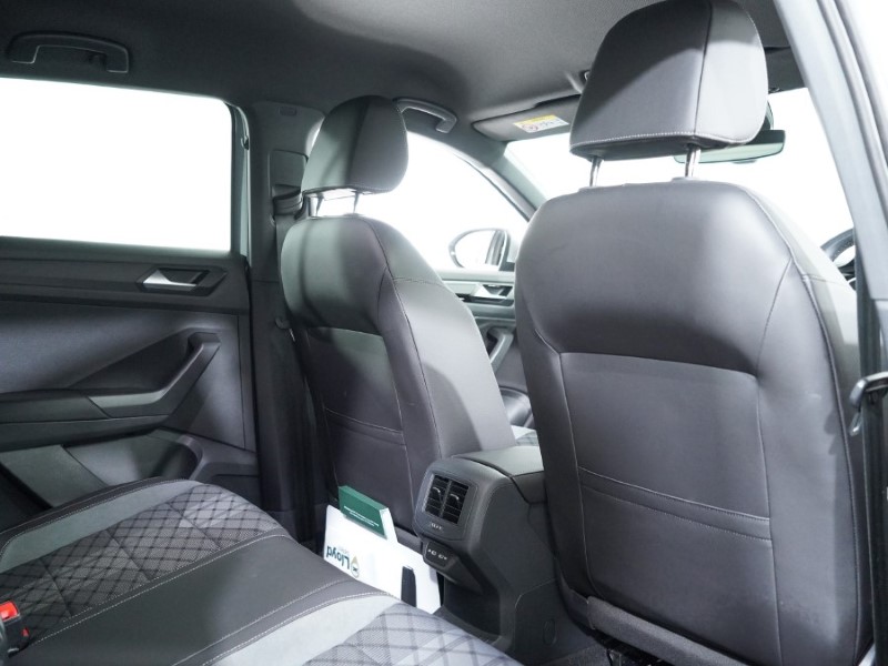 2022 (22) VOLKSWAGEN T-ROC 1.5 TSI EVO R-Line 5dr DSG 3332831