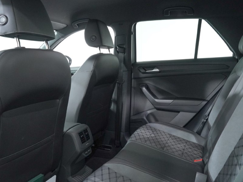 2022 (22) VOLKSWAGEN T-ROC 1.5 TSI EVO R-Line 5dr DSG 3332840