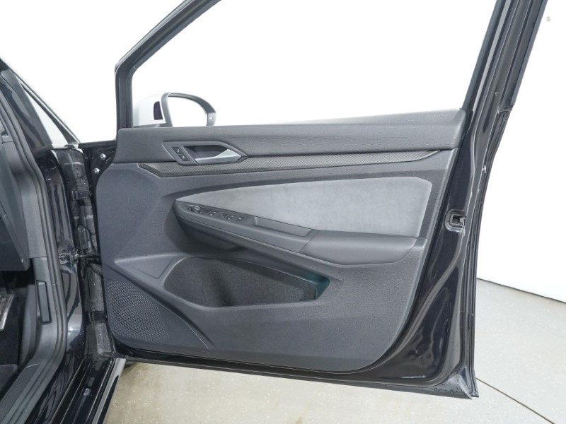 2022 (22) VOLKSWAGEN GOLF 2.0 TSI 320 R 4Motion 5dr DSG 3352927