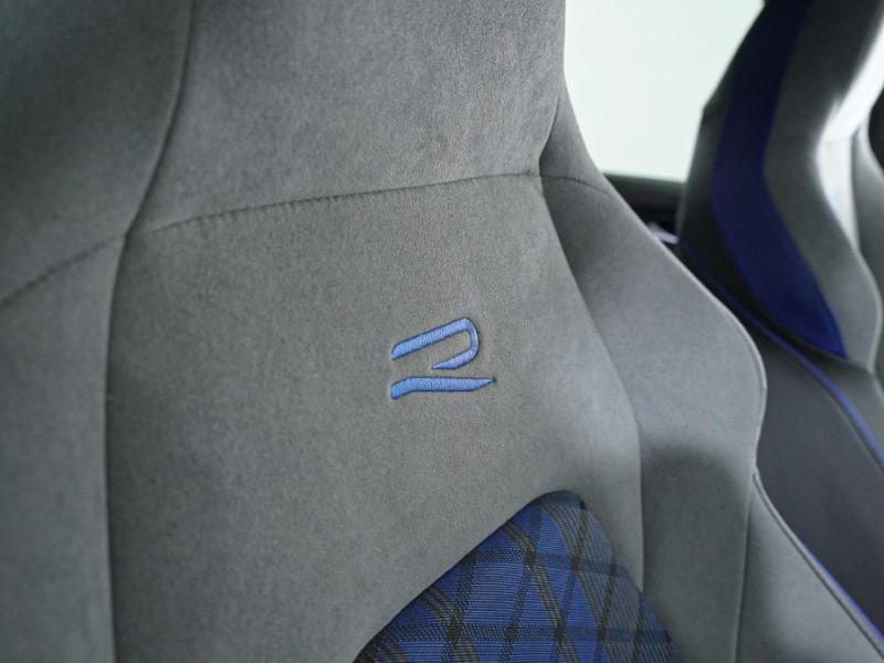 2022 (22) VOLKSWAGEN GOLF 2.0 TSI 320 R 4Motion 5dr DSG 3352925