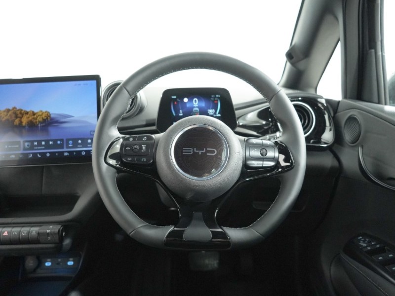  BYD DOLPHIN 150kW Design 60.4kWh 5dr Auto 5400735