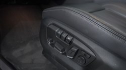 2017 (17) BMW X6 xDrive40d M Sport 5dr Step Auto 3426336