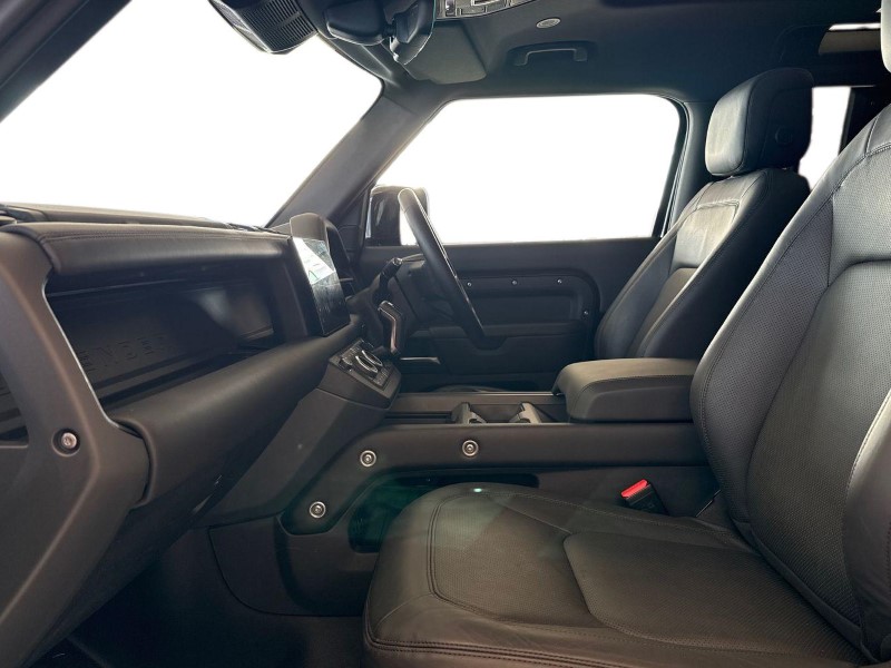 2024 (74) LAND ROVER DEFENDER 3.0 D250 X-Dynamic HSE 90 3dr Auto 4916265