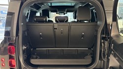 2024 (74) LAND ROVER DEFENDER 3.0 D250 X-Dynamic HSE 90 3dr Auto 4916271