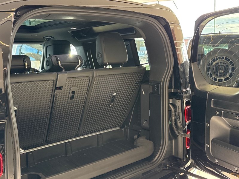 2024 (74) LAND ROVER DEFENDER 3.0 D250 X-Dynamic HSE 90 3dr Auto 4916299