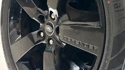 2024 (74) LAND ROVER DEFENDER 3.0 D250 X-Dynamic HSE 90 3dr Auto 4916305