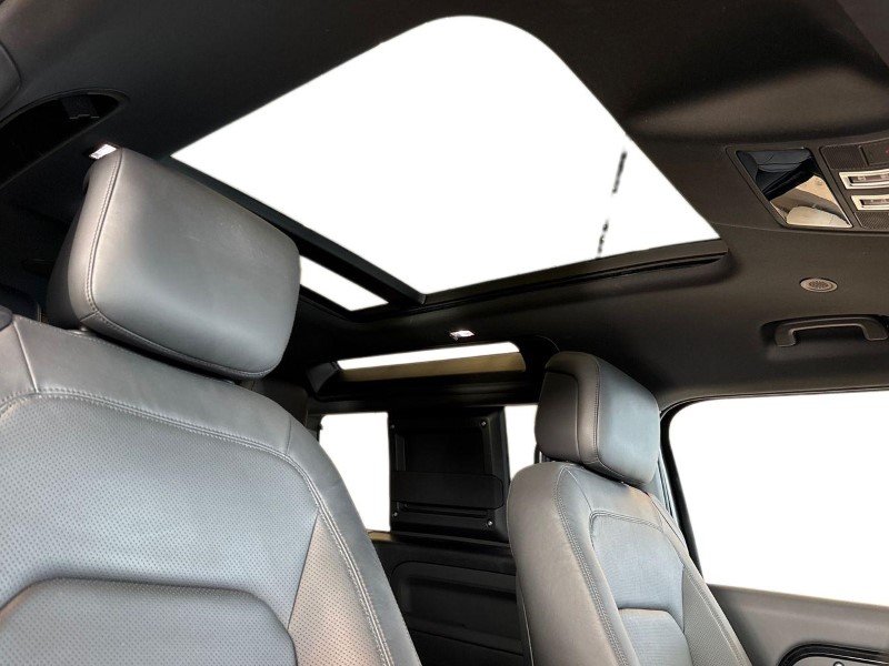 2024 (74) LAND ROVER DEFENDER 3.0 D250 X-Dynamic HSE 90 3dr Auto 4916282