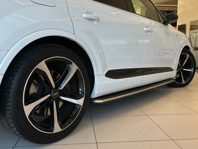 2018 (68) AUDI Q7 50 TDI Quattro Black Edition 5dr Tiptronic 4928202