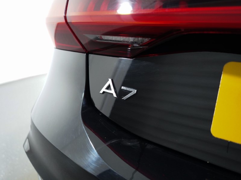 2019 (19) AUDI A7 40 TDI S Line 5dr S Tronic 3453817