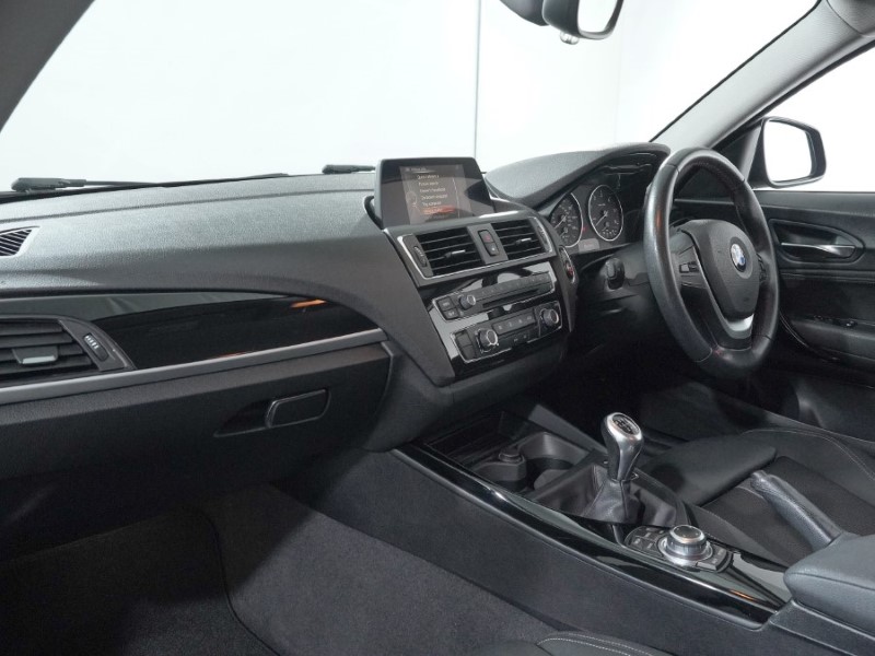 2015 (65) BMW 1 SERIES 116d Sport 3dr 3449131