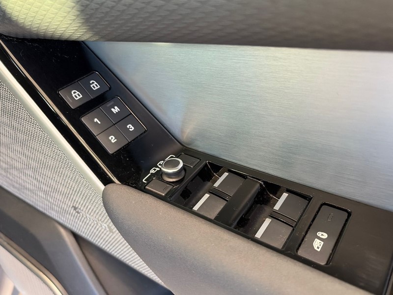 2021 (71) LAND ROVER RANGE ROVER VELAR 2.0 D200 Edition 5dr Auto 4925366