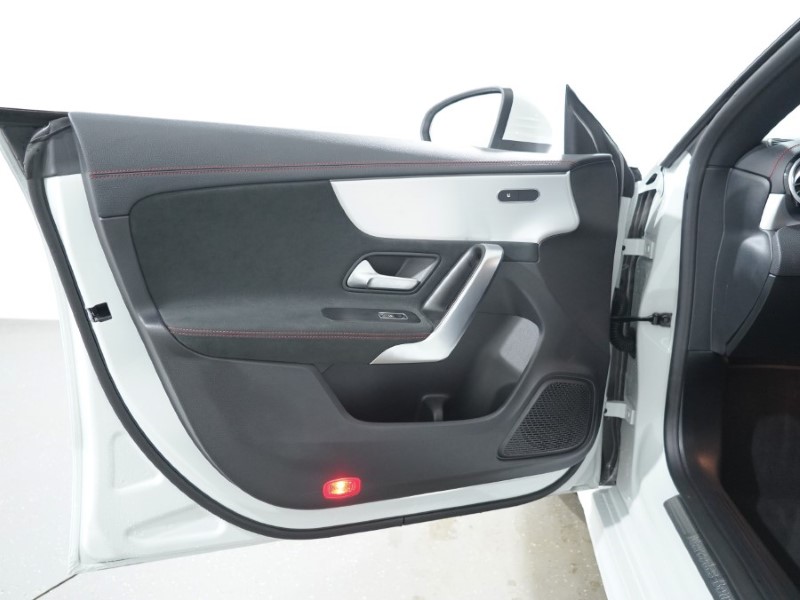 2024 (24) MERCEDES-BENZ CLA 180 AMG Line Executive 5dr Tip Auto 3454264