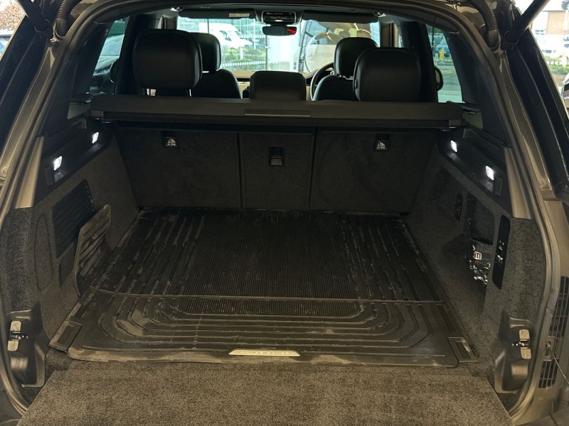 2023 (23) LAND ROVER RANGE ROVER 3.0 D350 SE 4dr Auto 4936996