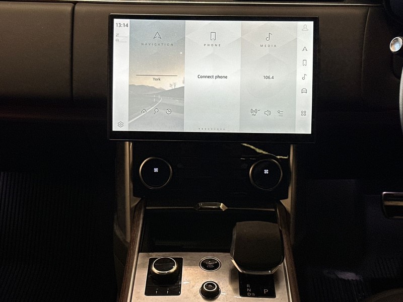 2023 (23) LAND ROVER RANGE ROVER 3.0 D350 SE 4dr Auto 4937000