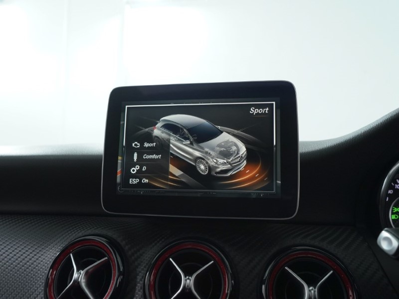 2017 (67) MERCEDES-BENZ A CLASS A45 4Matic 5dr Auto 3498794