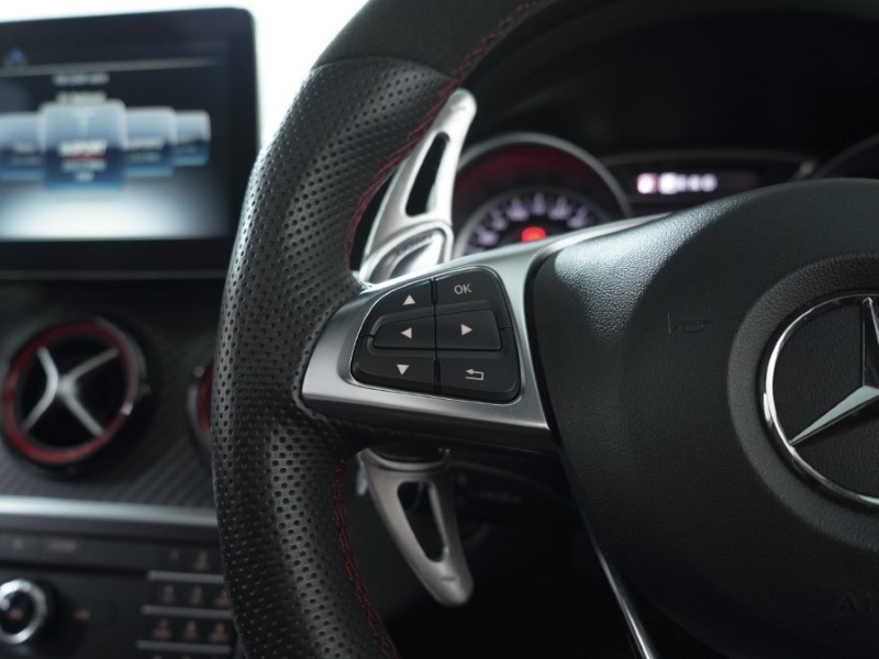 2017 (67) MERCEDES-BENZ A CLASS A45 4Matic 5dr Auto 3498777