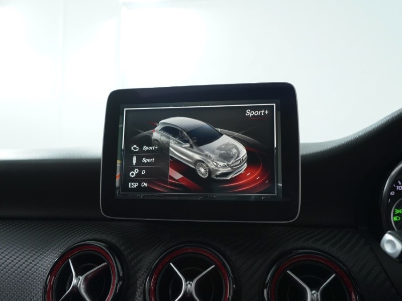 2017 (67) MERCEDES-BENZ A CLASS A45 4Matic 5dr Auto 3498793