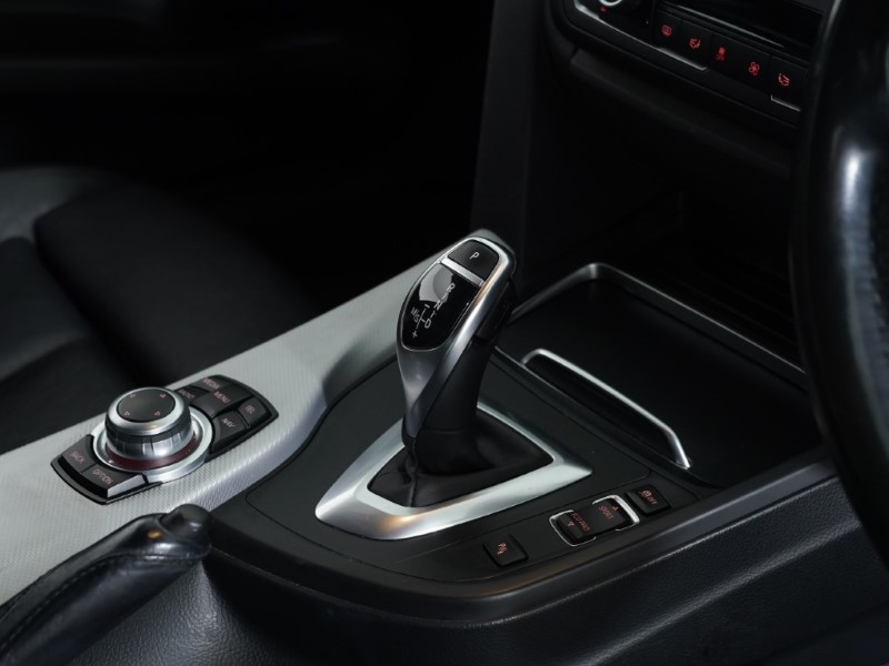 2016 (66) BMW 3 SERIES 330d M Sport 5dr Step Auto [Business Media] 3516431