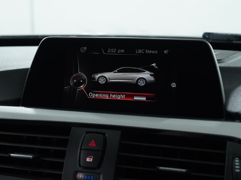 2016 (66) BMW 3 SERIES 330d M Sport 5dr Step Auto [Business Media] 3516454