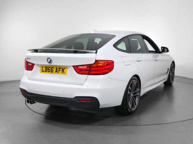 2016 (66) BMW 3 SERIES 330d M Sport 5dr Step Auto [Business Media] 3516465