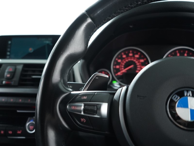 2019 (19) BMW 3 SERIES 320i M Sport Shadow Edition 5dr Step Auto 3533812