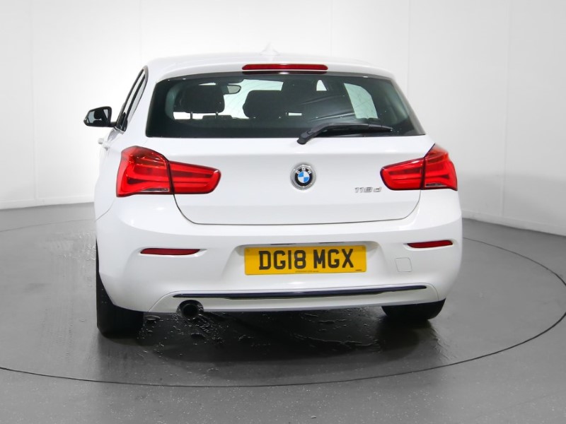 2018 (18) BMW 1 SERIES 118d Sport 5dr [Nav] 3538779