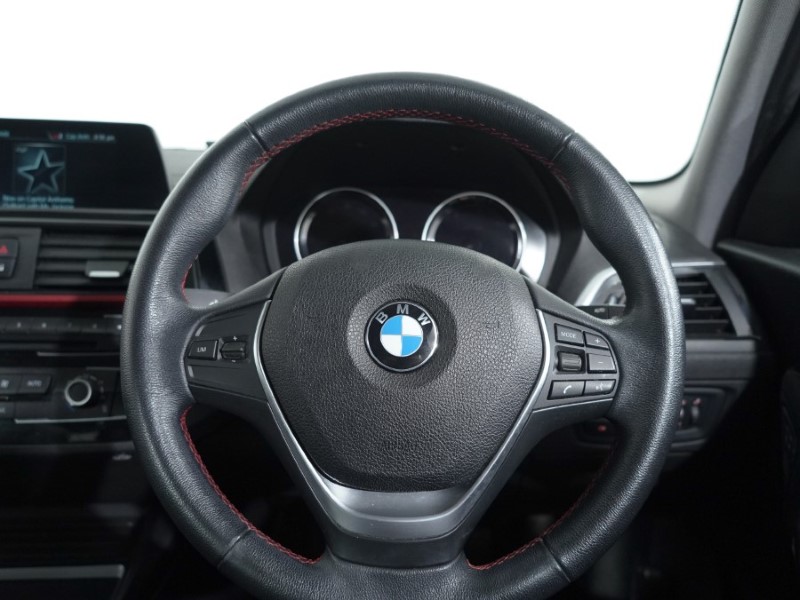 2018 (18) BMW 1 SERIES 118d Sport 5dr [Nav] 3538788