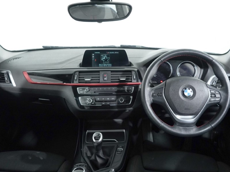 2018 (18) BMW 1 SERIES 118d Sport 5dr [Nav] 3538786