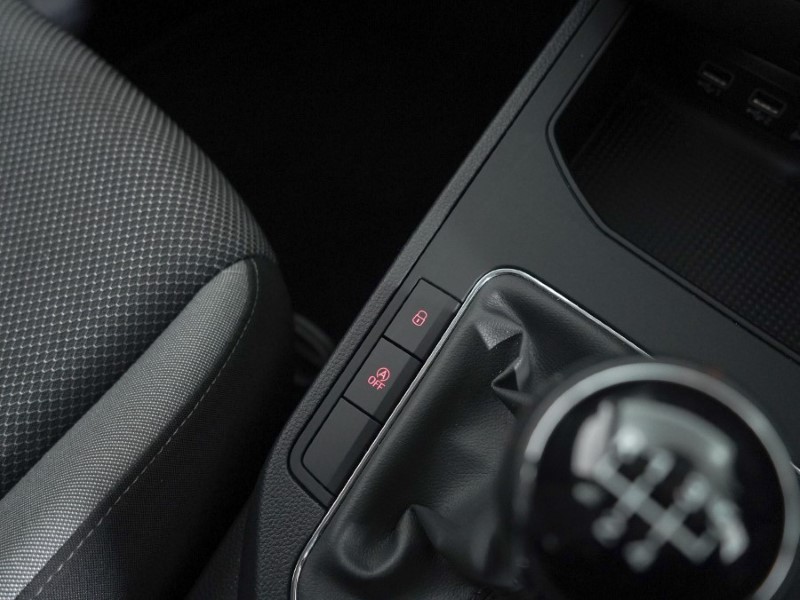 2018 (18) SEAT IBIZA 1.0 SE Technology 5dr 3549615