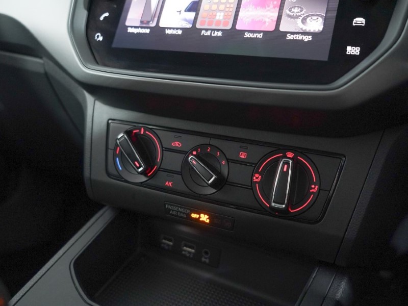 2018 (18) SEAT IBIZA 1.0 SE Technology 5dr 3549608