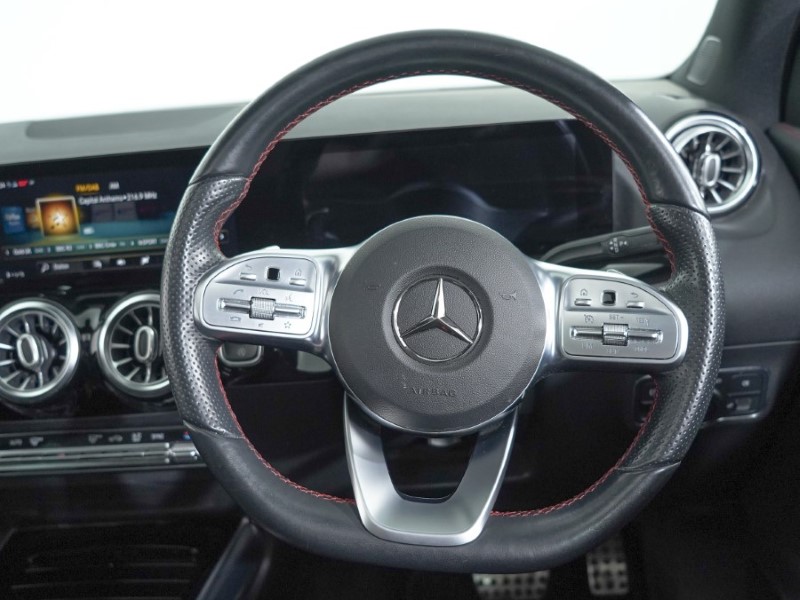 2020 (70) MERCEDES-BENZ GLA 220d 4Matic AMG Line Premium Plus 5dr Auto 3543135