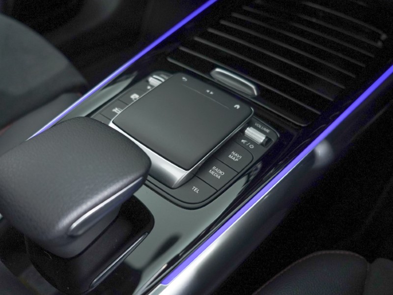 2020 (70) MERCEDES-BENZ GLA 220d 4Matic AMG Line Premium Plus 5dr Auto 3543141