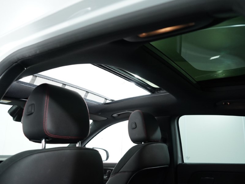 2020 (70) MERCEDES-BENZ GLA 220d 4Matic AMG Line Premium Plus 5dr Auto 3543128