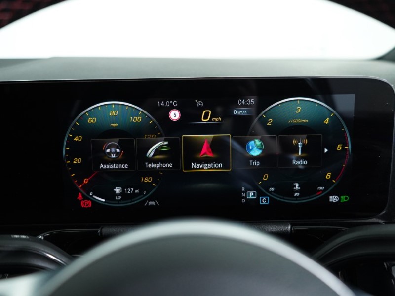 2020 (70) MERCEDES-BENZ GLA 220d 4Matic AMG Line Premium Plus 5dr Auto 3543148