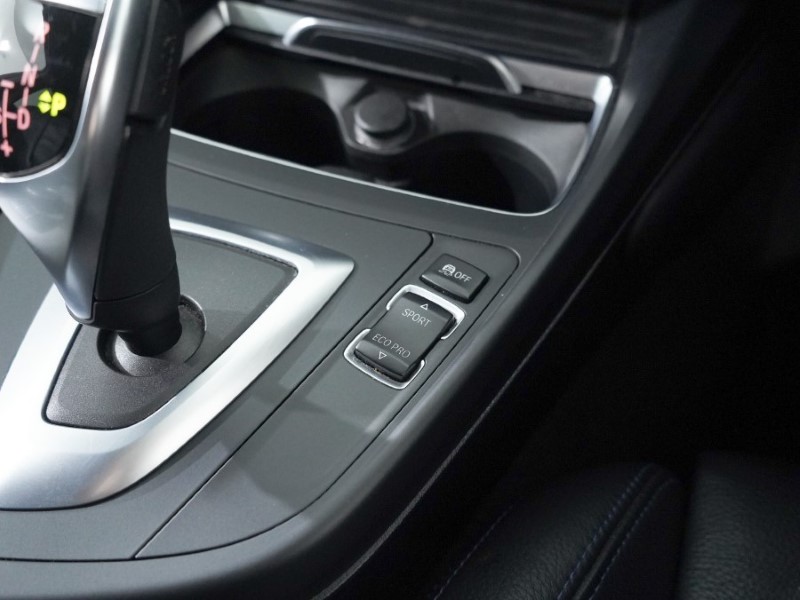 2018 (68) BMW 1 SERIES 120d xDrive M Sport Shadow Ed 5dr Step Auto 3557668