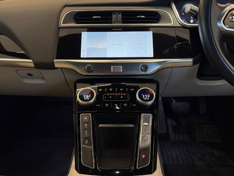 2021 (71) JAGUAR I-PACE 294kW EV400 Black 90kWh 5dr Auto [11kW Charger] 4936892