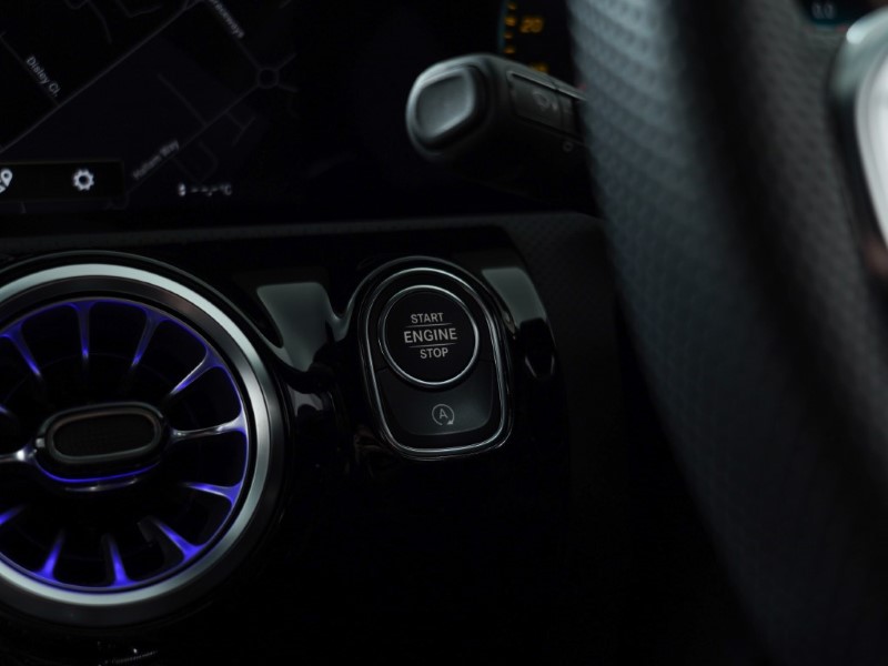 2023 (23) MERCEDES-BENZ A CLASS A35 4Matic Premium 5dr Auto 3611933