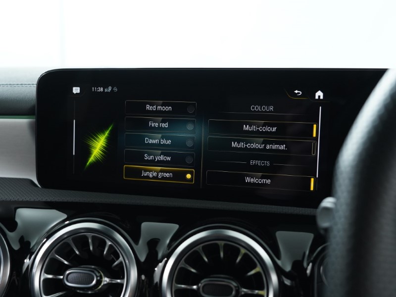 2023 (23) MERCEDES-BENZ A CLASS A35 4Matic Premium 5dr Auto 3611940