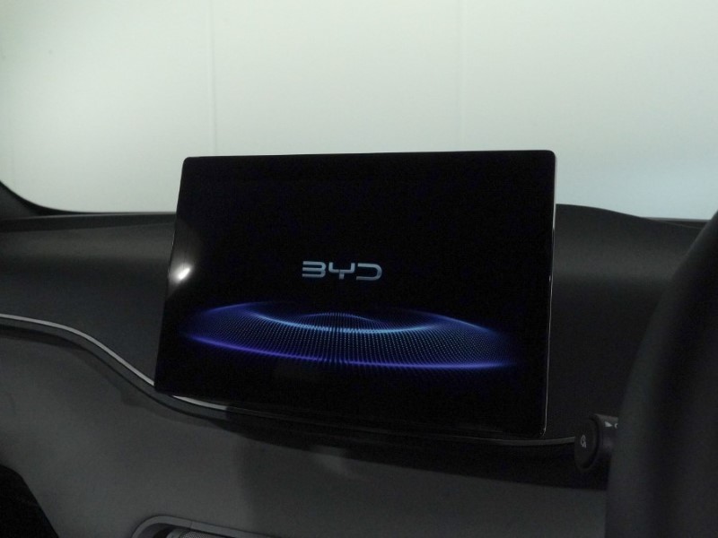  BYD DOLPHIN SURF 65kW Boost 43kWh 5dr Auto 5401750