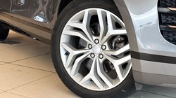 2021 (71) LAND ROVER RANGE ROVER EVOQUE 1.5 P300e R-Dynamic SE 5dr Auto 4940184